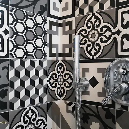 アパート Vittorio House